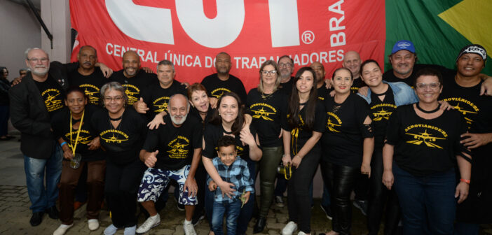 Festa de 38 anos do Sindicato reúne mais de 400 trabalhadores na sede